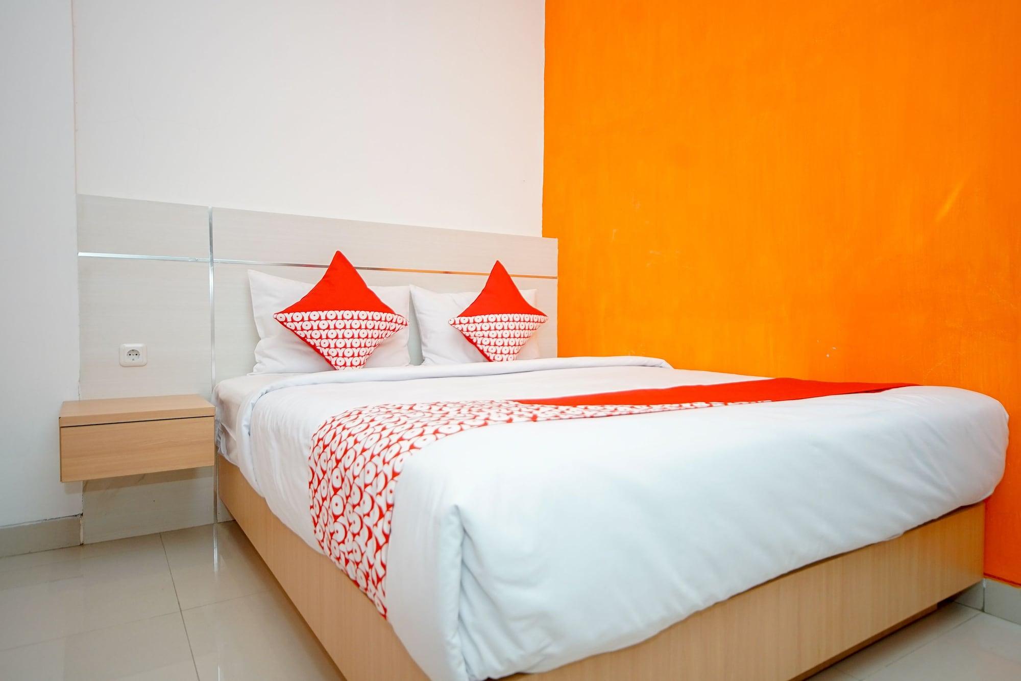 Oyo 344 Kr Hotel Palimbão Exterior foto