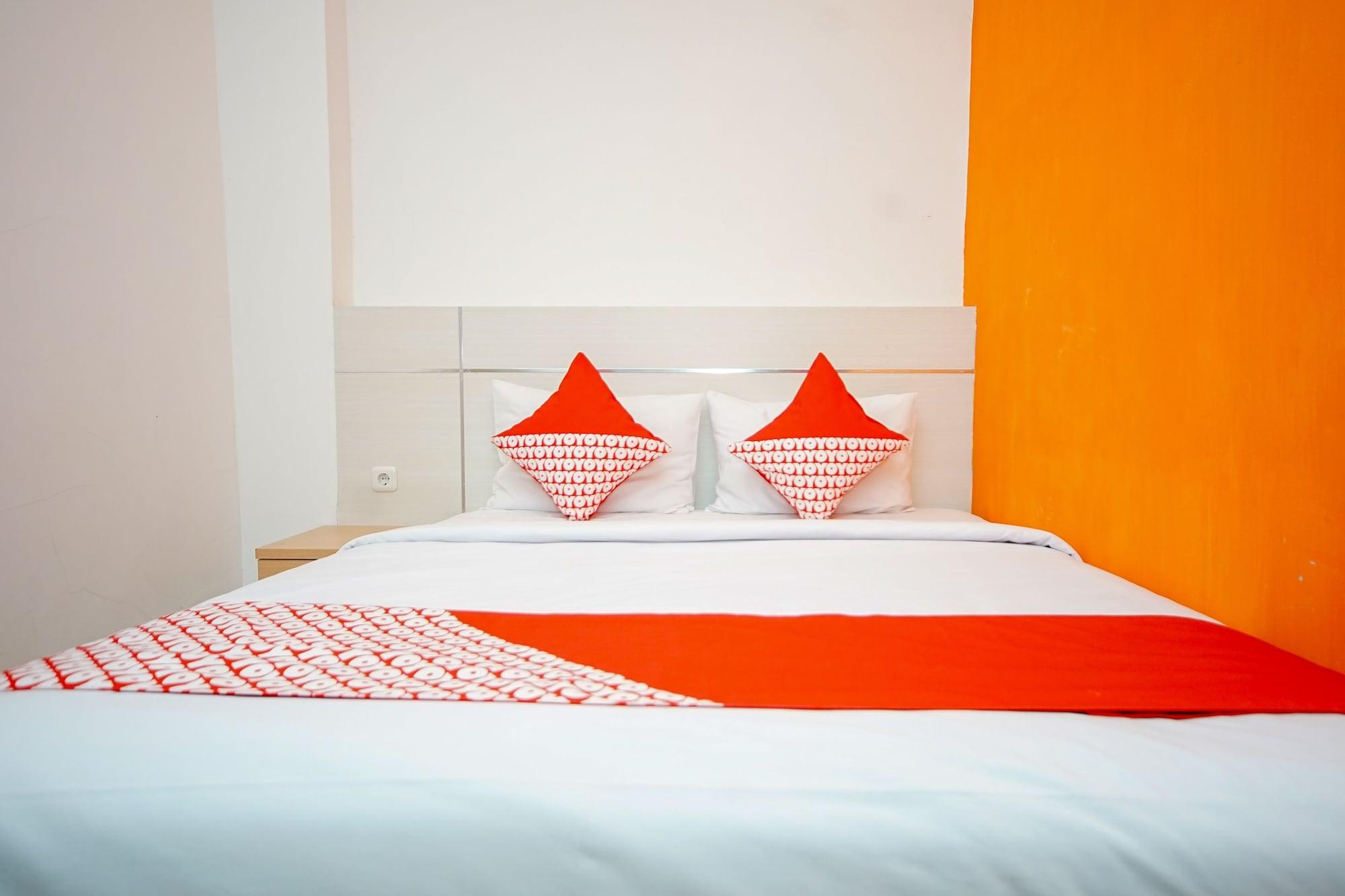 Oyo 344 Kr Hotel Palimbão Exterior foto